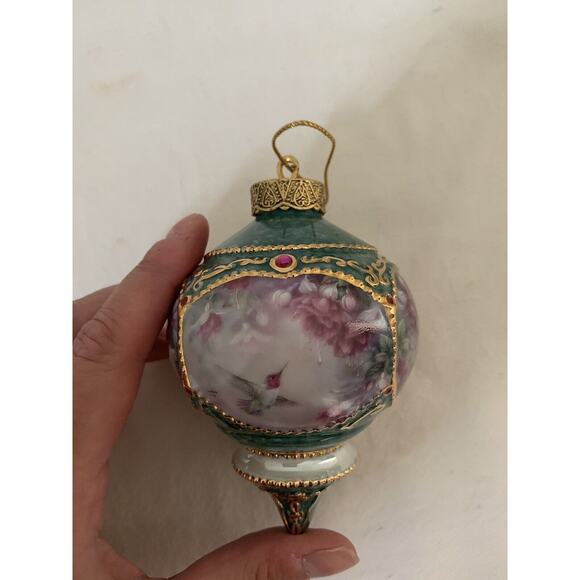 Bradford Editions Ornaments Lena Liu's Hummingbird Green Heirloom Porcelain - Picture 3 of 6